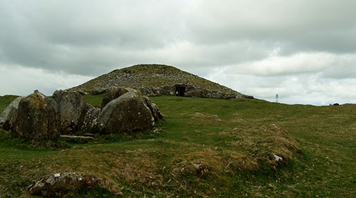 newgrange mound